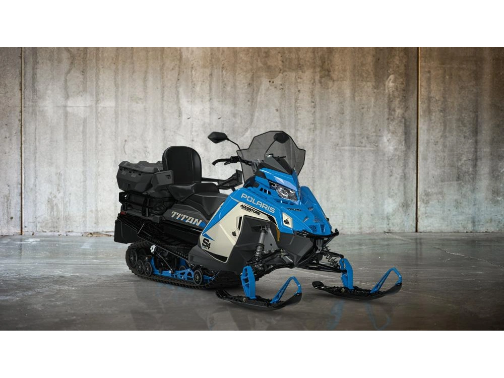 Polaris Titan Adv Ult 2027 alt