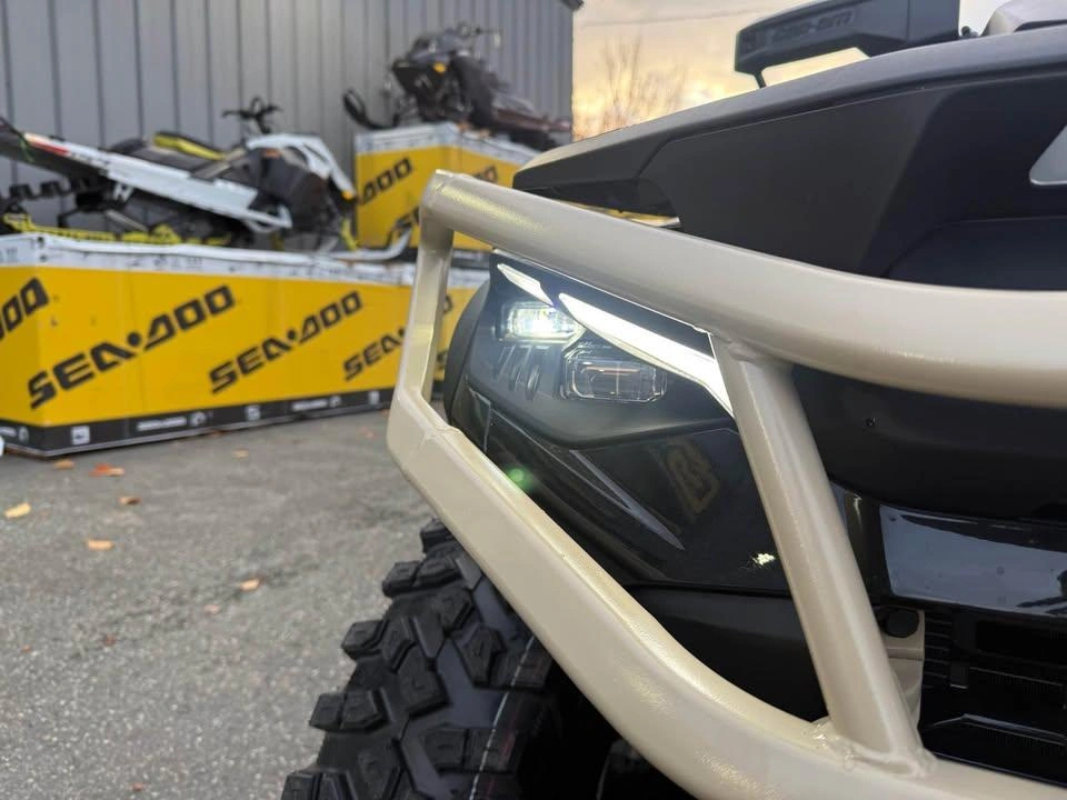 2026 Can-am Outlander Max Backcountry alt