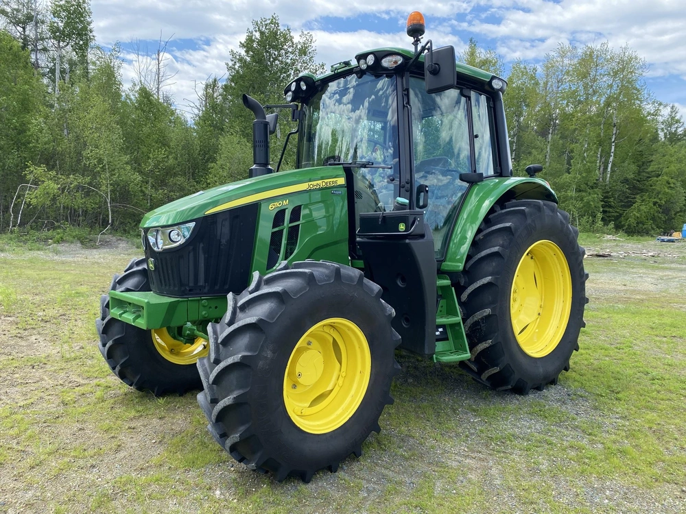 John Deere 6110m 2024 alt