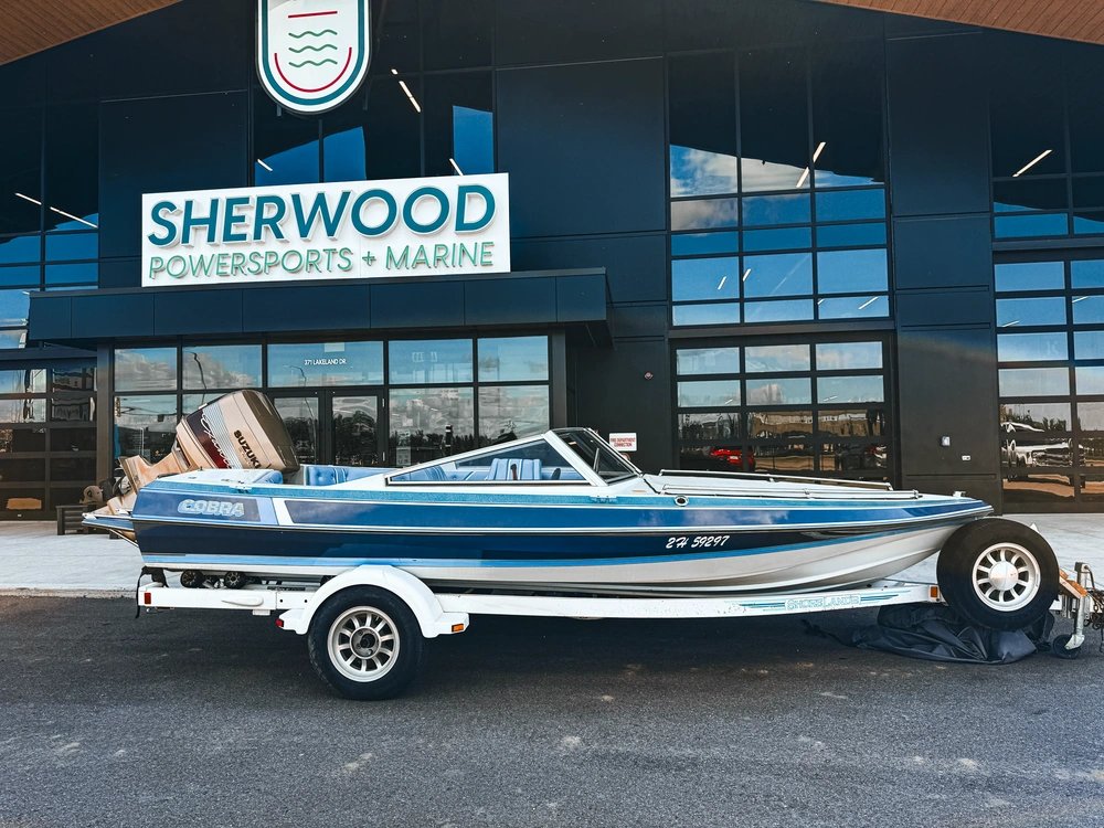 1999 K & C Cobra 2 18' Ski Boat alt