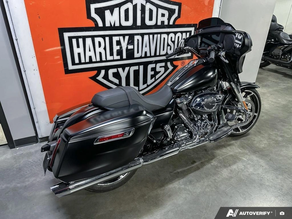 2024 Harley-davidson Street Glide alt