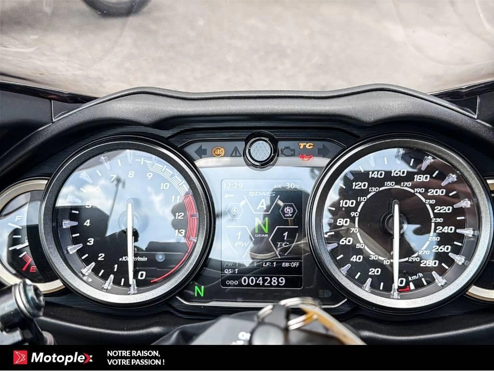 Suzuki Hayabusa Gsxr1300rr 2022 alt