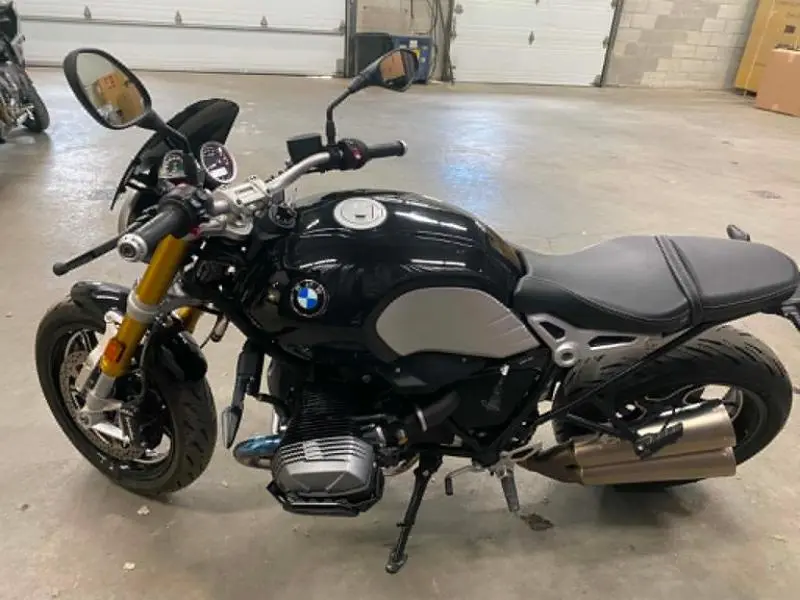 BMW R NINE T 2023