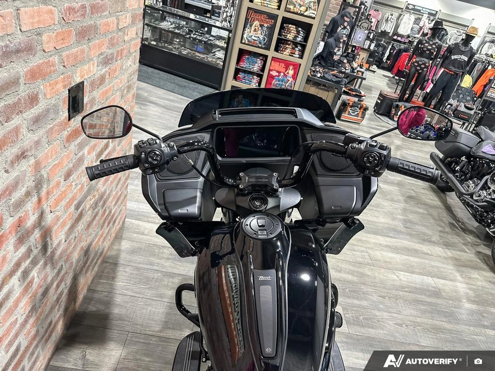 2026 Harley-davidson Road Glide alt