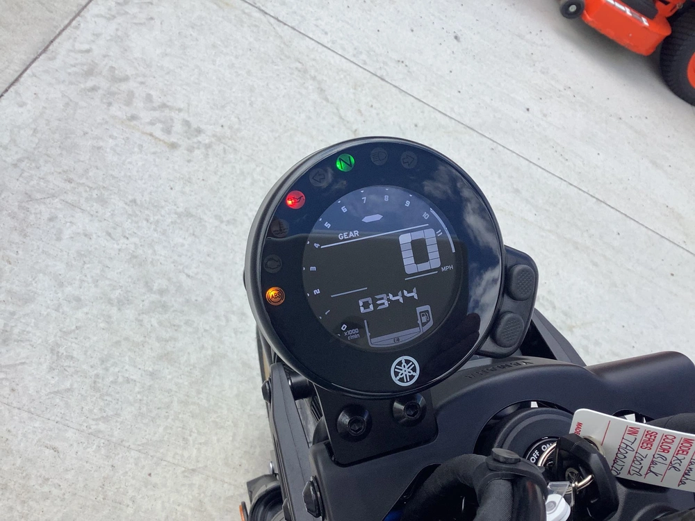 2026 Yamaha Xsr700tb alt