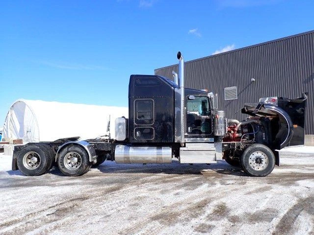Kenworth W900 2022