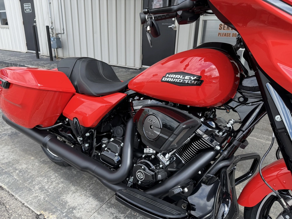 2026 Harley-davidson Street Glide alt