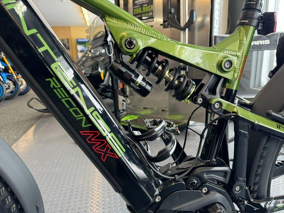 2023 Intense Recon Mx Sm/md alt