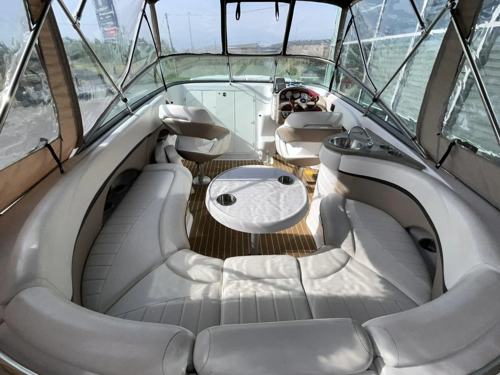 2006 Four Winns 255 Sundowner alt