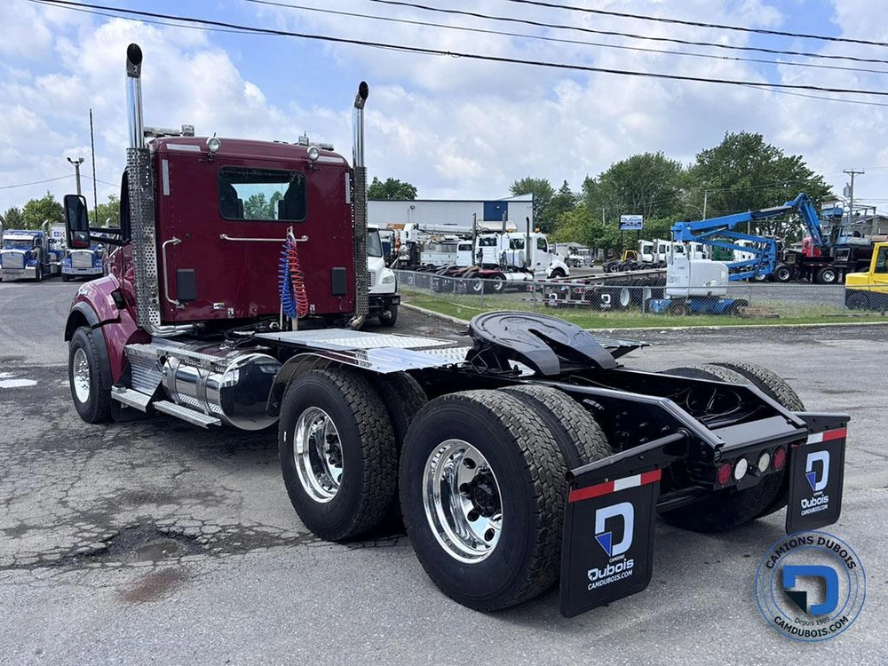 Kenworth T880 2023 alt