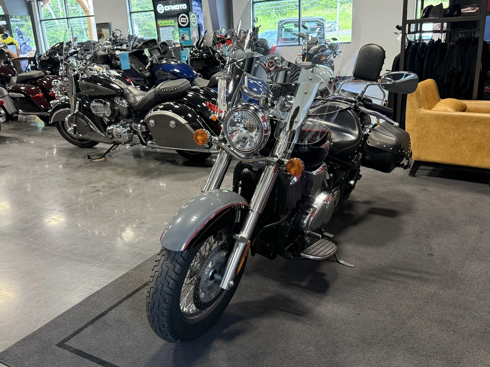 2023 Kawasaki Vulcan 900 Classic Limited alt