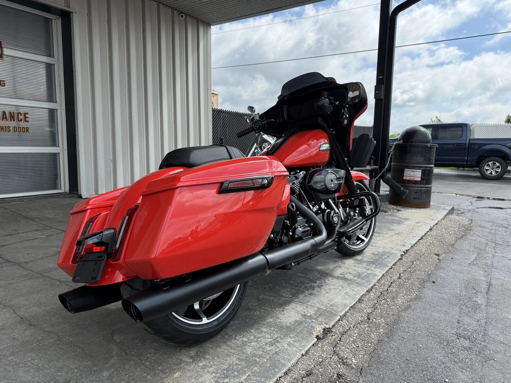 2026 Harley-davidson Street Glide alt
