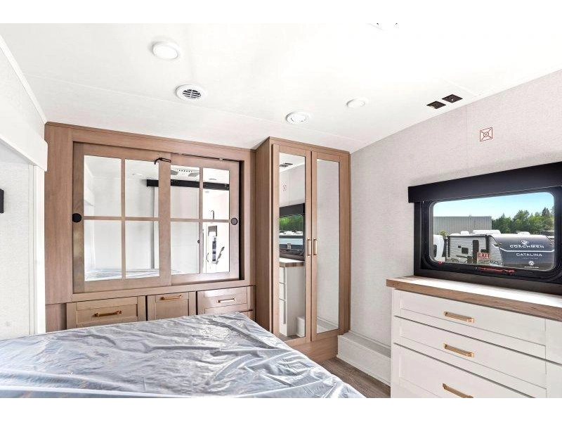Jayco Eagle 321rsts 2027 alt