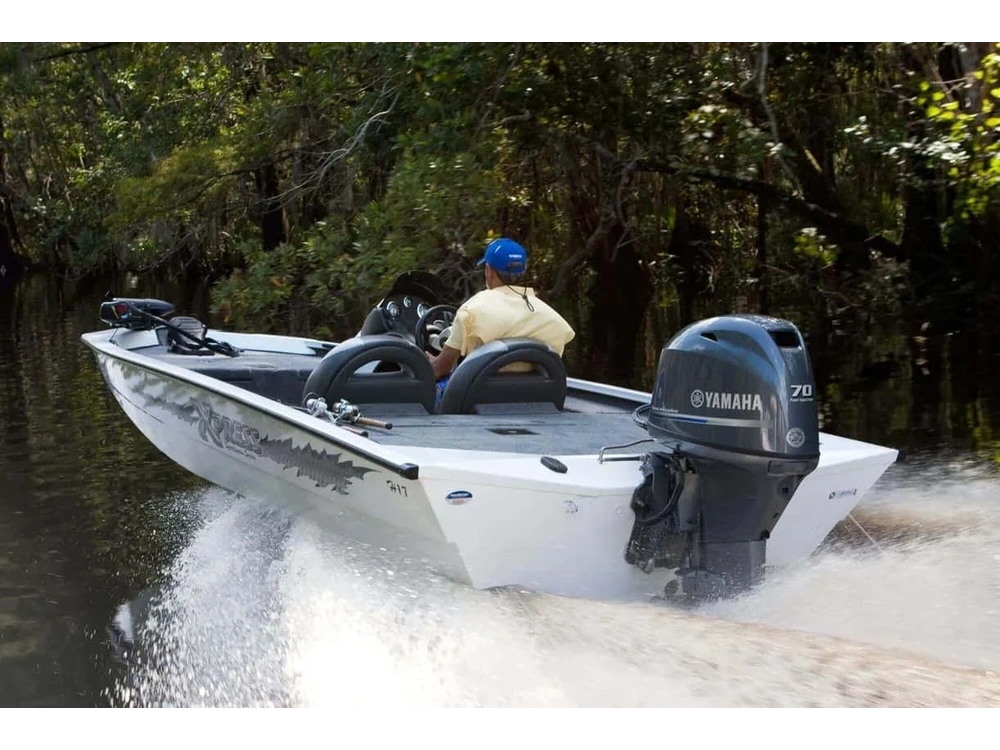 2025 Yamaha F70 White alt
