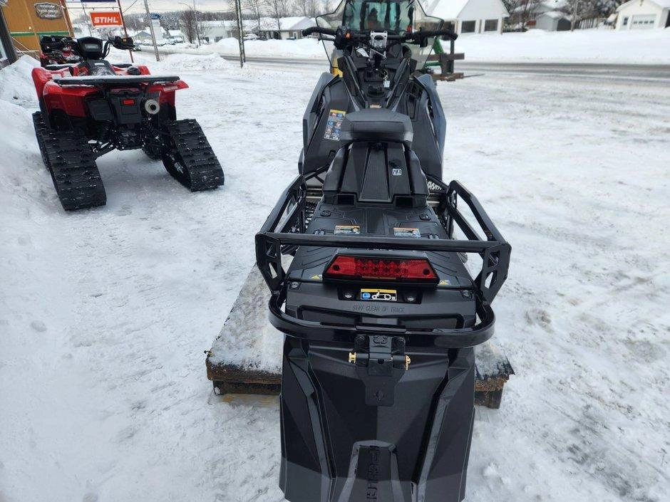 Polaris Prostar S4 Voyageur Sp 146 Moteur 4 Temps 2026 alt