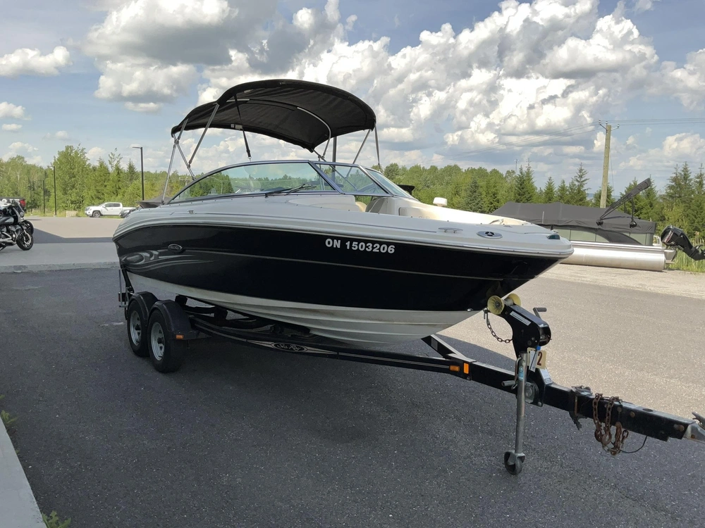 2005 Sea Ray 200 Select alt