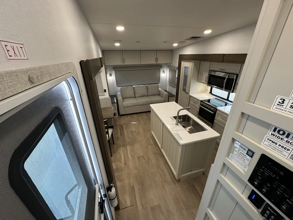 2026 Alliance Rv Avenue 25rl alt