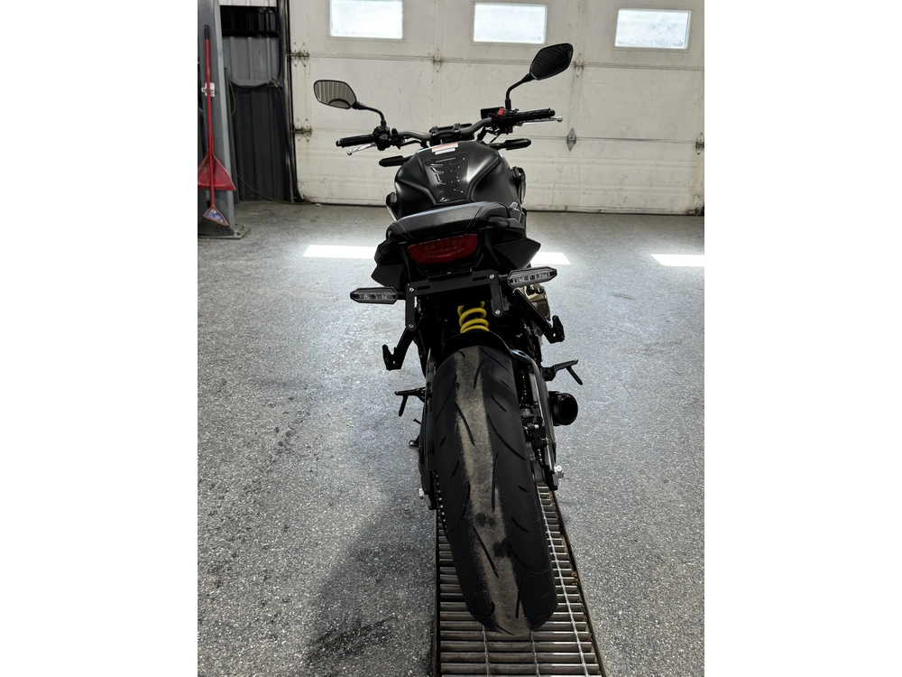 2021 Honda Cb650r alt