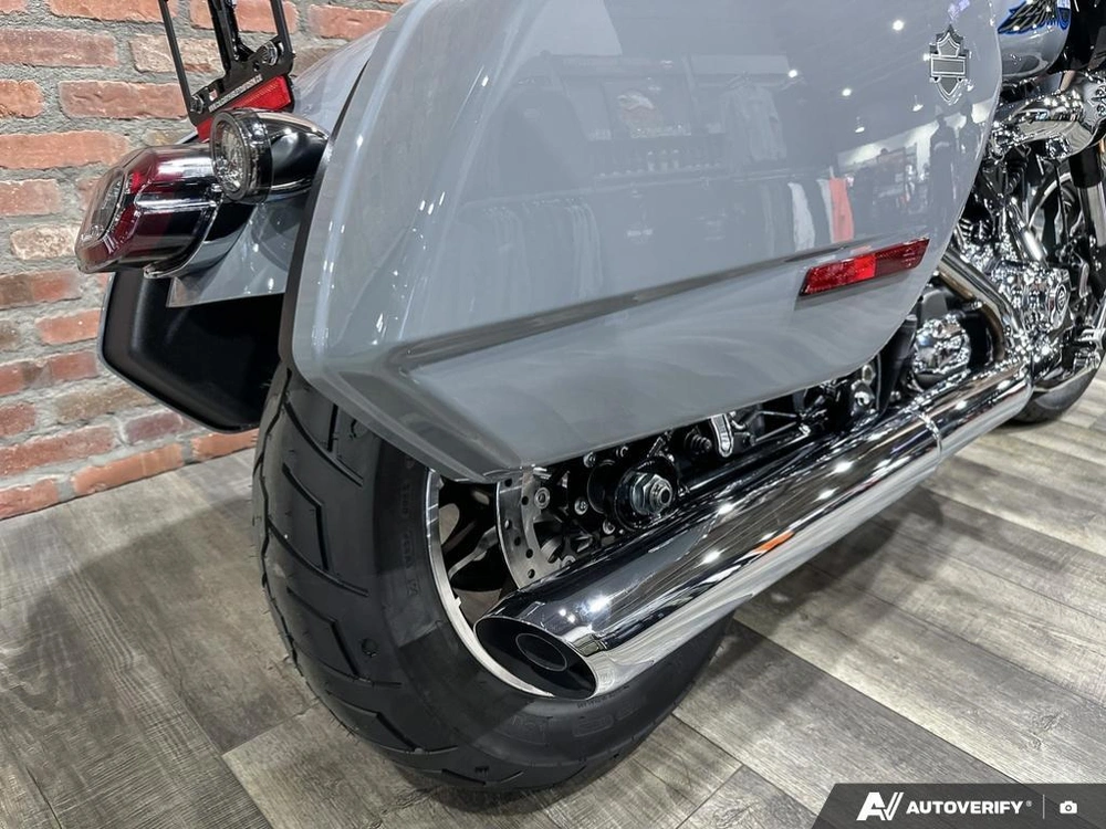 2026 Harley-davidson Low Rider St alt
