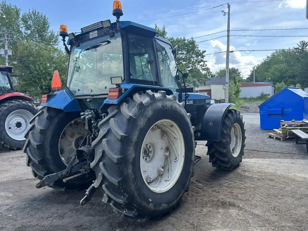 1997 New Holland 8340SLE