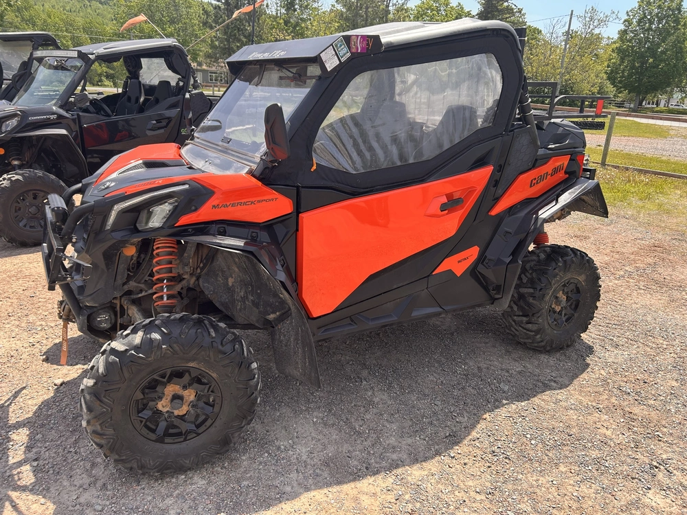 2019 Can-am Mav Sport alt