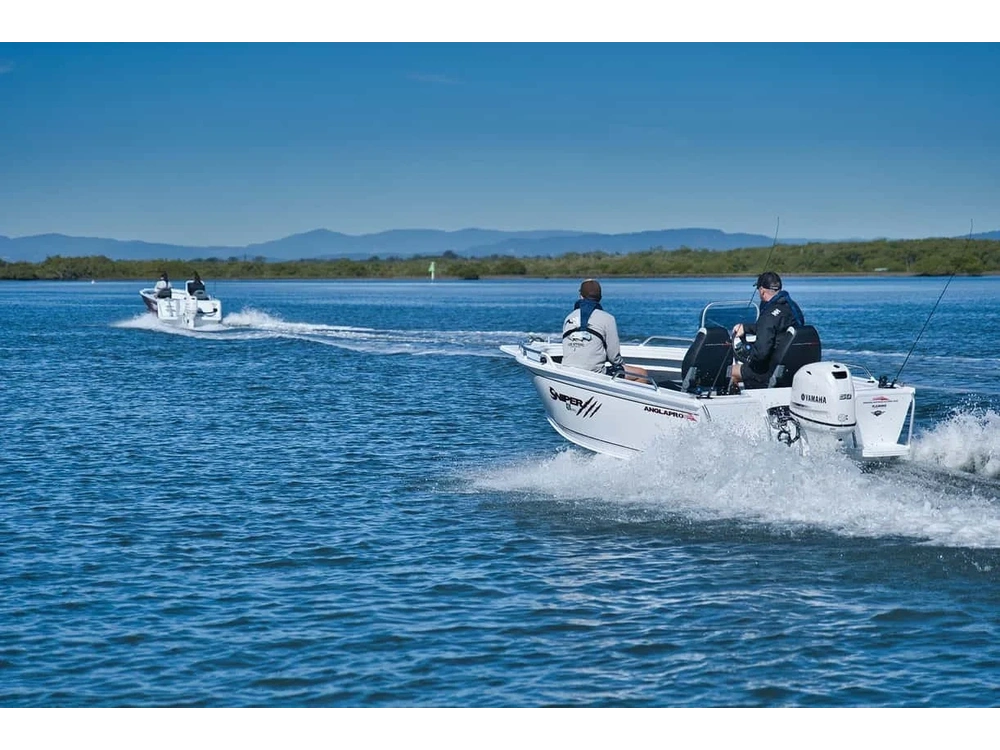 2025 Yamaha F50 White alt