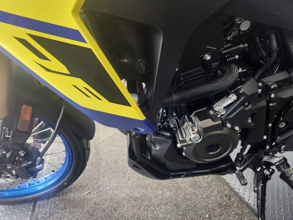 Suzuki V-strom 800de 2026 alt