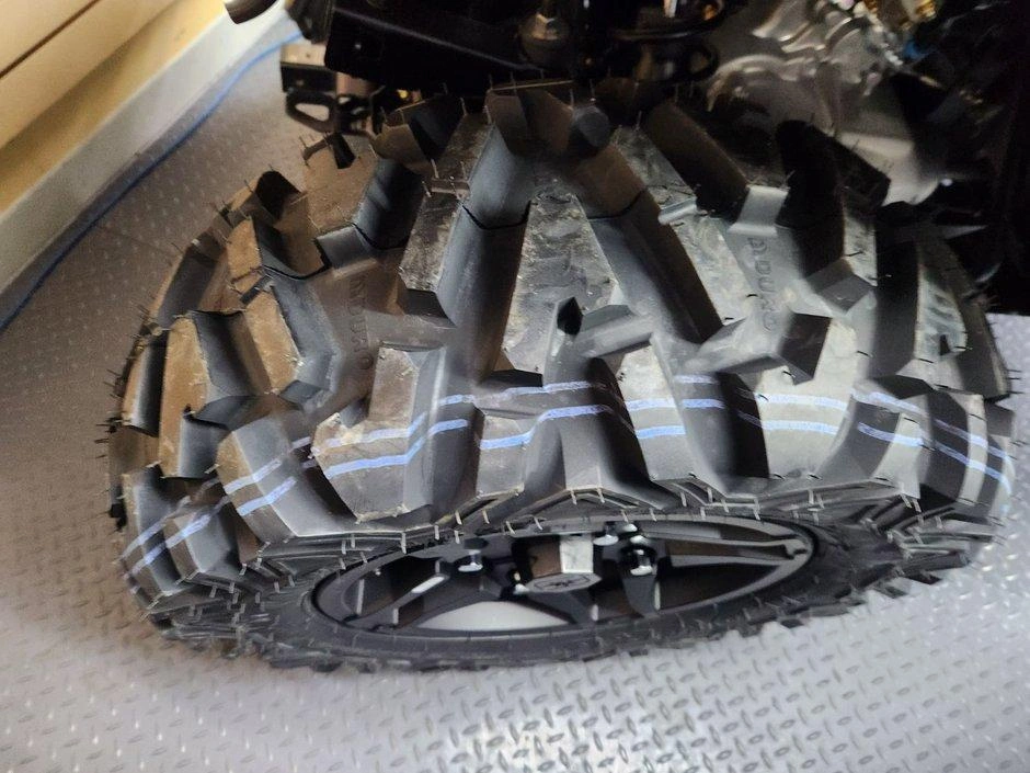 Polaris Sportsman 570 Touring Premium Eps 2026 alt