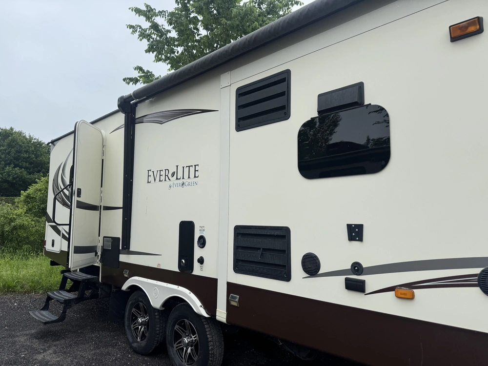 Evergreen Ever-lite 275fls 2015 alt