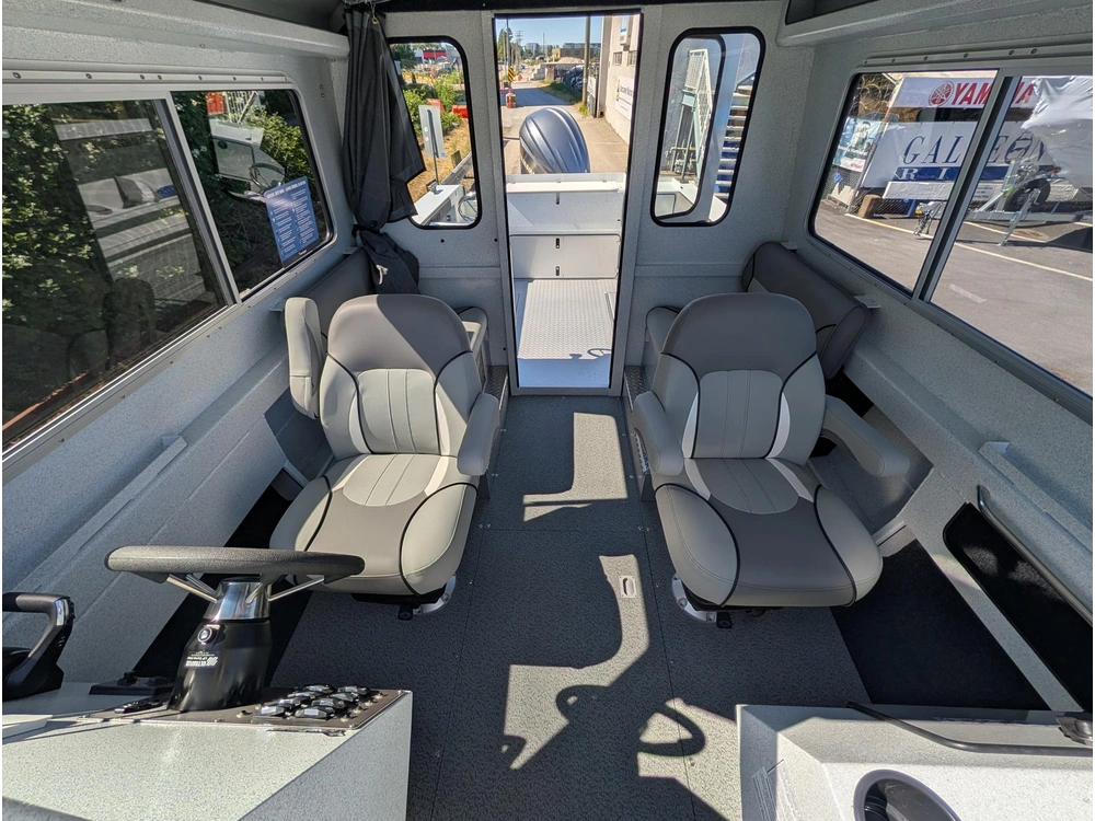 2026 Kingfisher 2225 Escape Ht alt