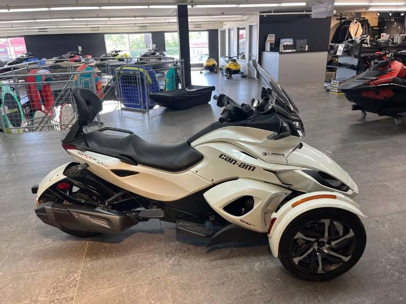 Can-am Spyder St-s 991etc Se5 2014 alt