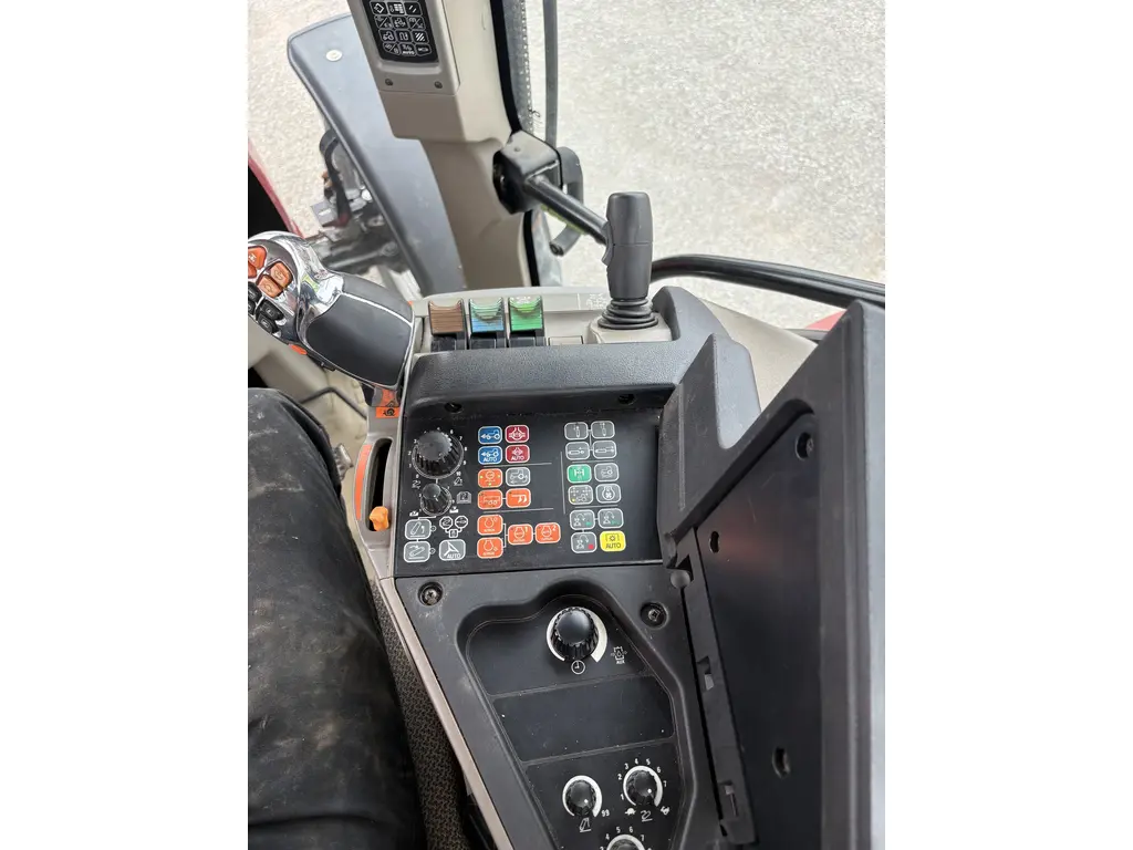 2020 Case IH Vestrum 100 A8