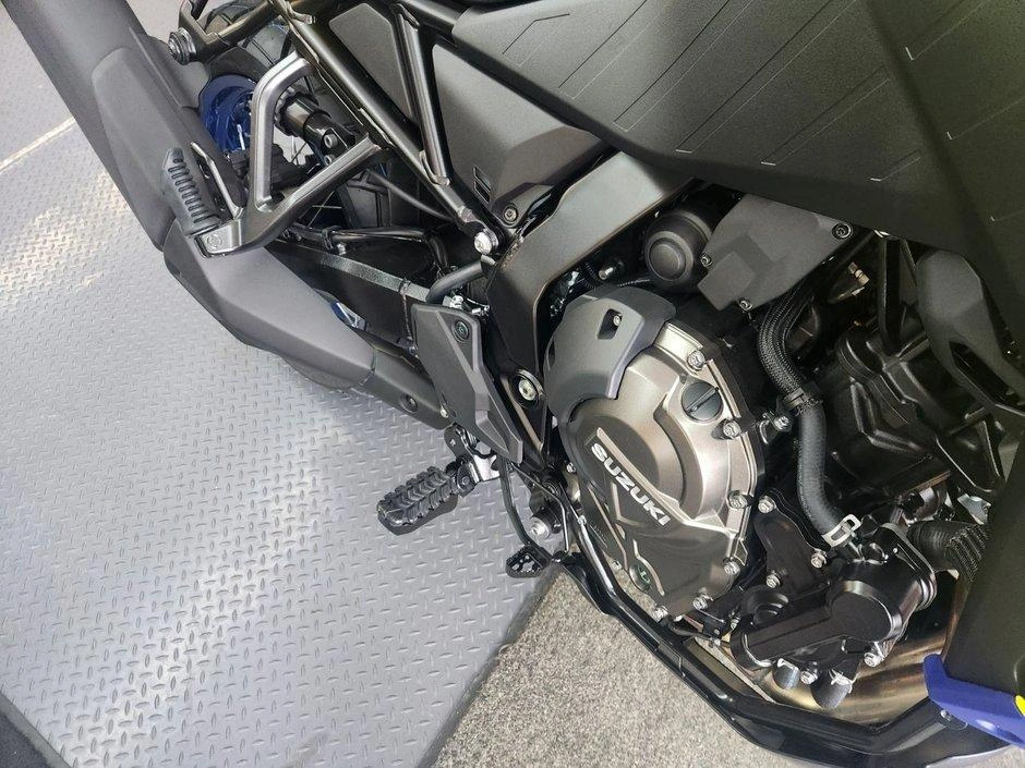 Suzuki V-strom 800de 2026 alt