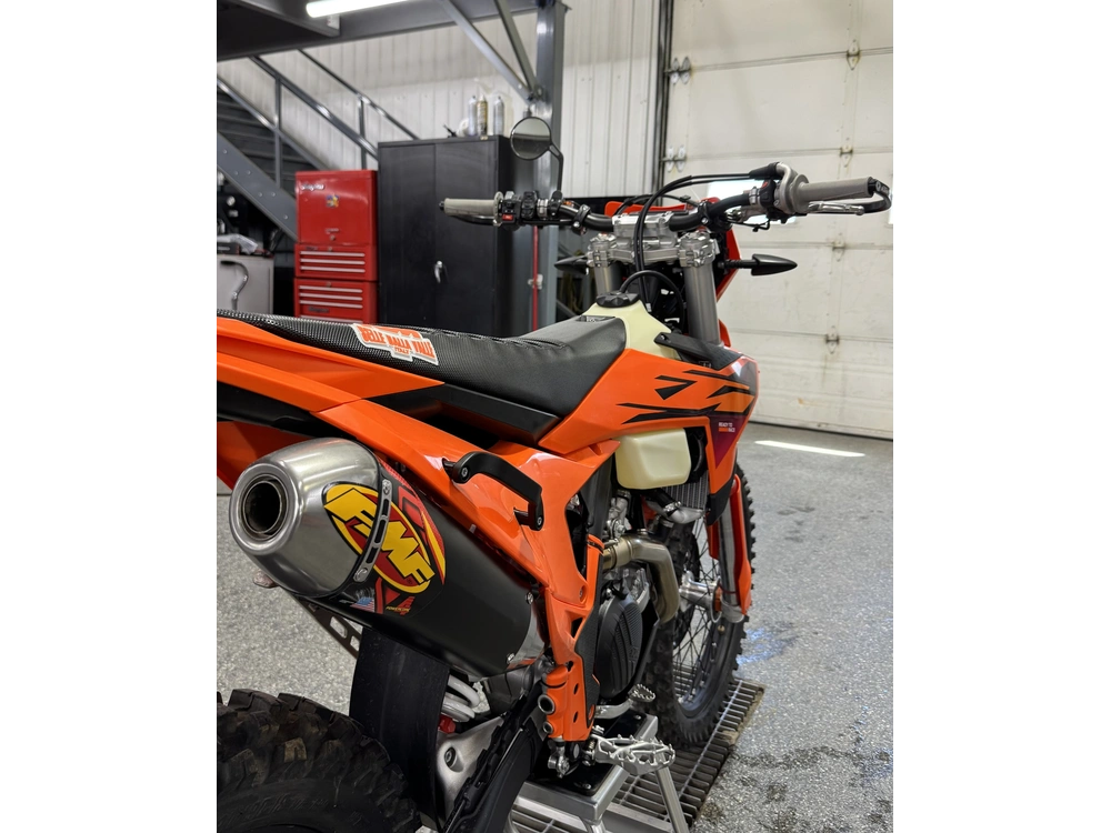 Ktm 500 Exc-f 2026 alt