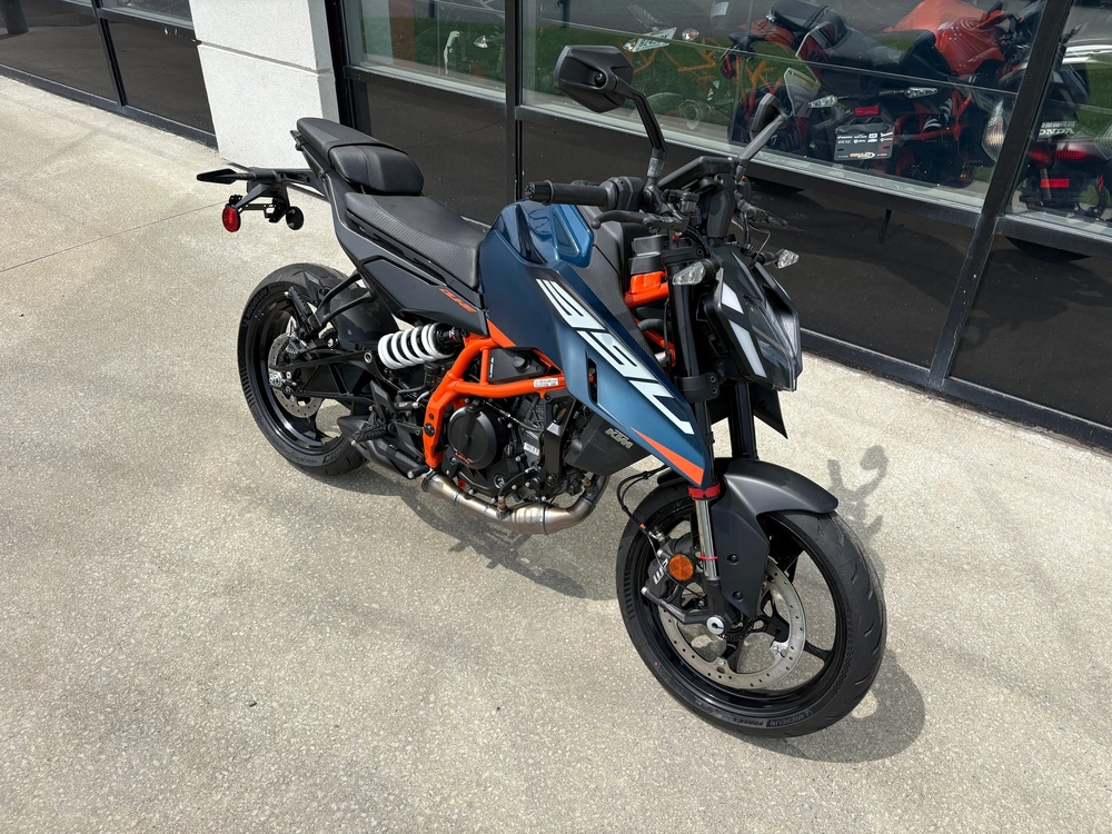 Ktm 390 Duke 2026 alt