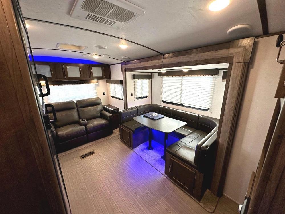 2020 Keystone Rv Passport Ultra-lite Gt Series 2521rl alt