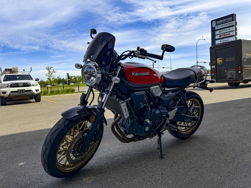 2022 Kawasaki Z650rs alt