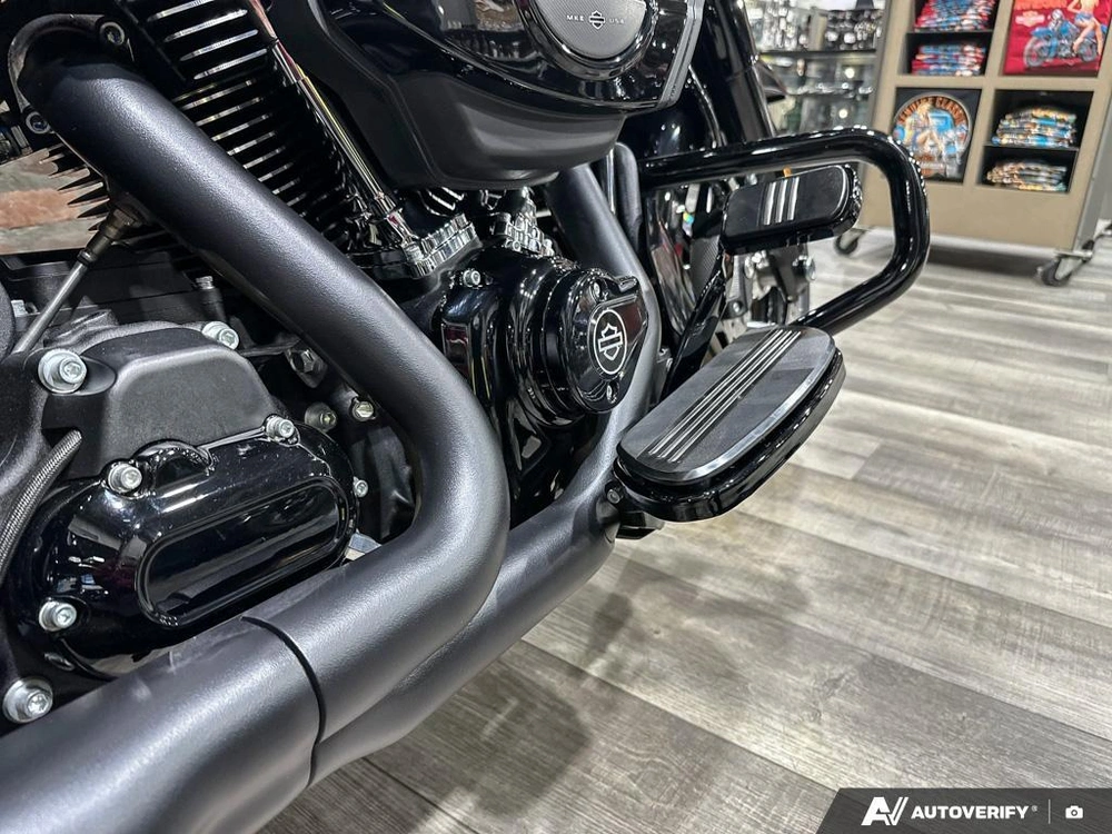 2026 Harley-davidson Road Glide alt