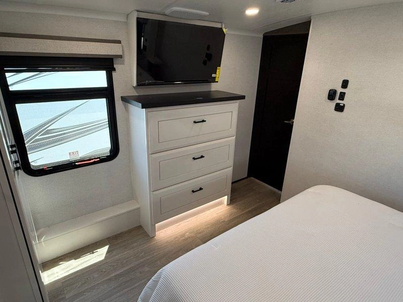 Jayco Pinnacle 32rlts 2027 alt