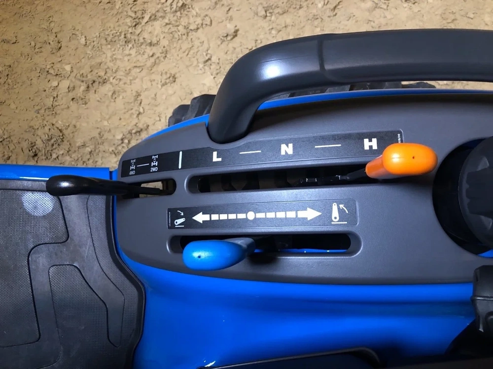 None Ls Tractor Mt122 – 21.5hp alt
