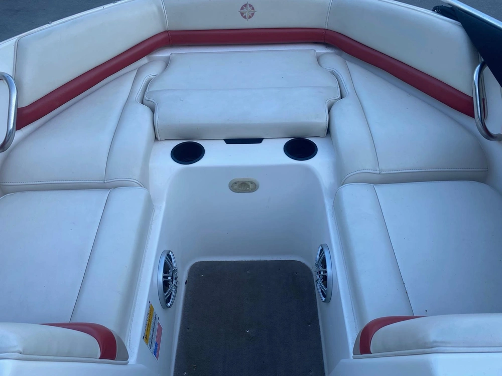 2001 Bryant Boats Inc 197 alt
