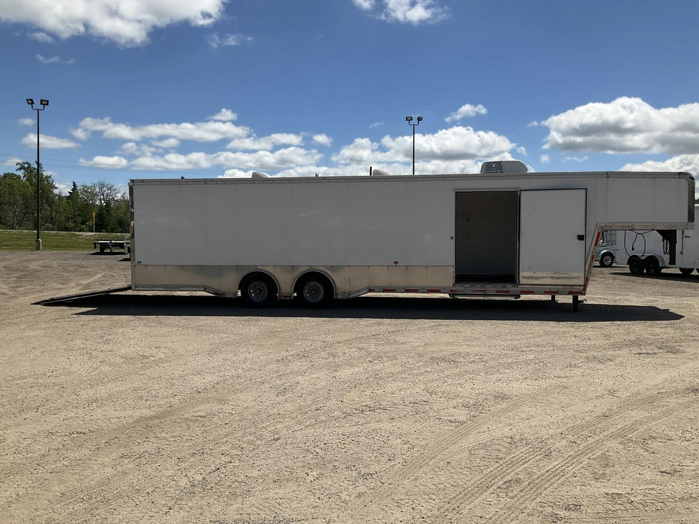 2021 Cargo Express 8.5x30 + 8' Gooseneck Pro-gt Race Trailer alt