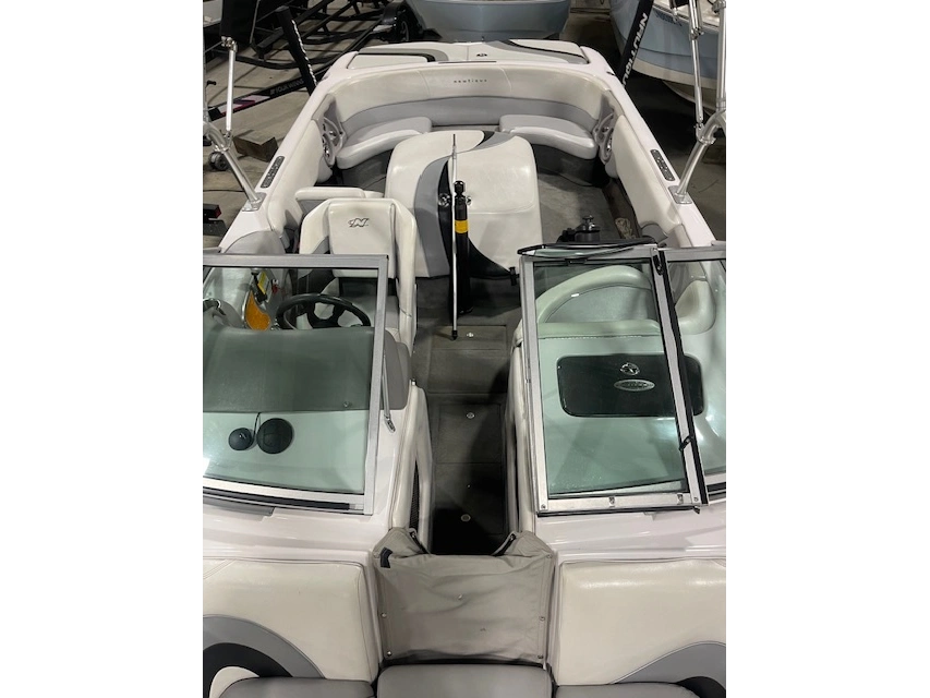 2006 Ski Nautique 216 Team Edition alt