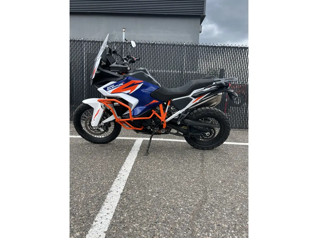 2023 KTM 1290 SUPER ADVENTURE R