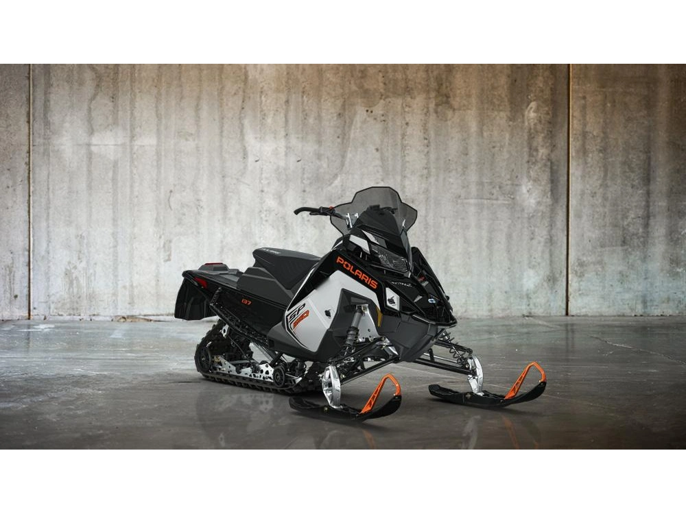 Polaris 650 Indy Sp 137 2027 alt
