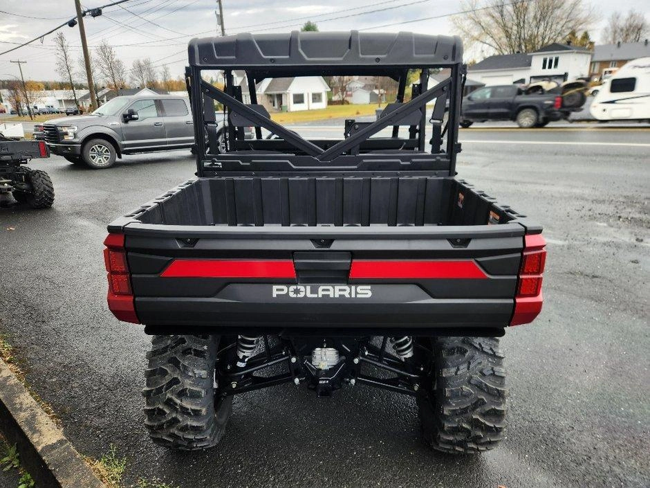2025 Polaris Ranger Crew Xp 1000 Premium Rouge Coucher De Soleil alt