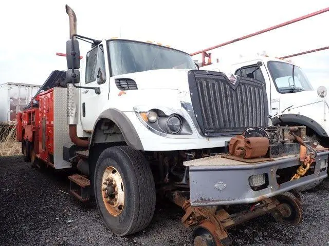 International 7600 2010