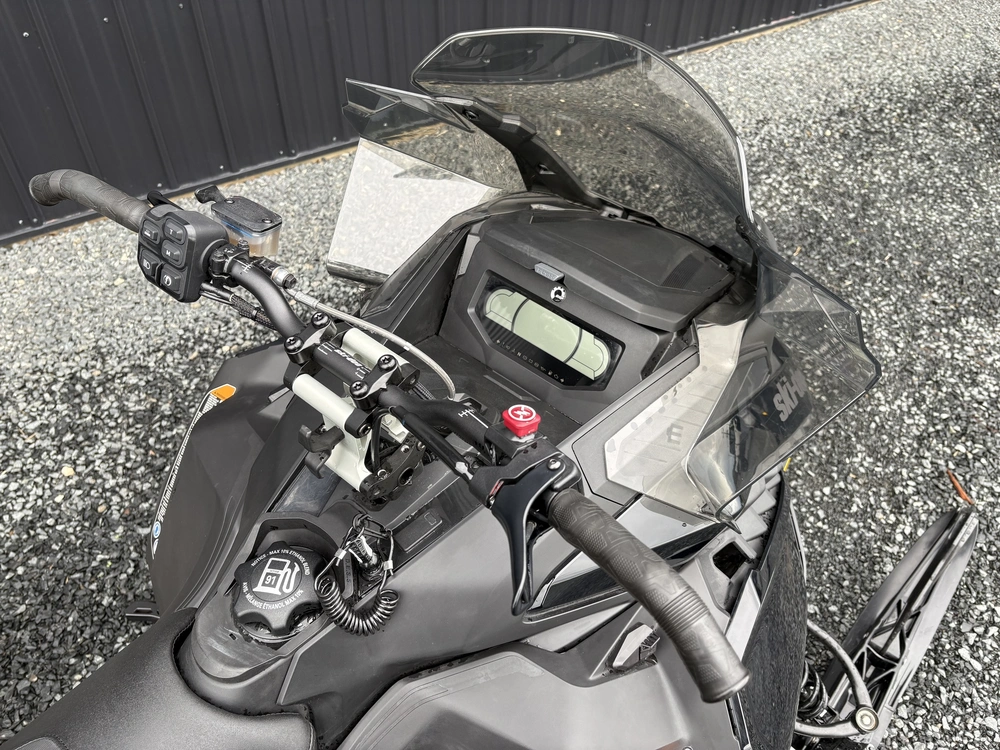 2024 Ski-doo Renegade X 900 Ace Turbo R Ripsaw 1.25" E.s. alt