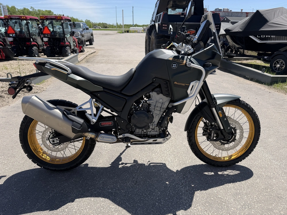 2026 Kove Moto 800x Pro alt