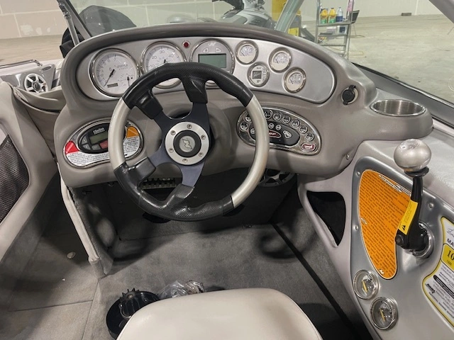2006 Ski Nautique 216 Team Edition alt